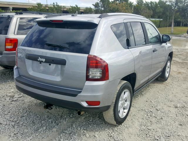 1C4NJCBA3GD794960 - 2016 JEEP COMPASS SP 银色 照片 4