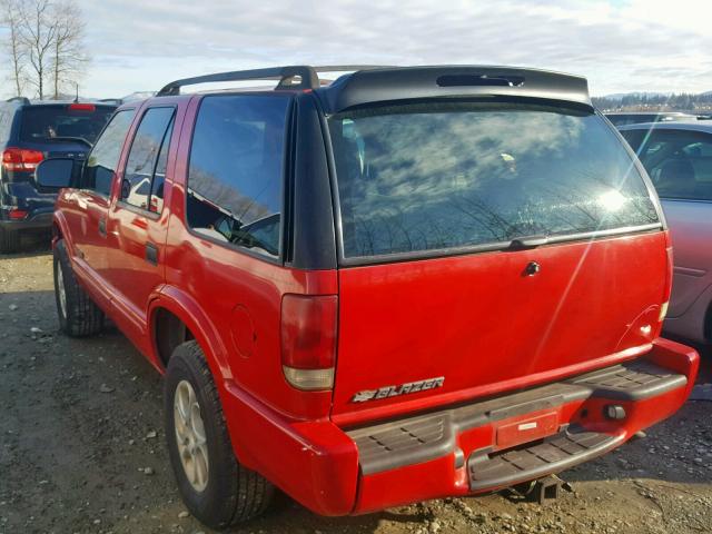 1GNDT13X03K115642 - 2003 CHEVROLET BLAZER RED photo 3