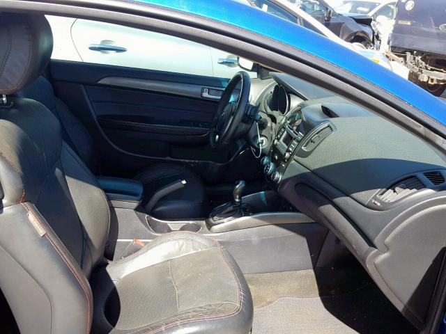 KNAFW6A37C5600460 - 2012 KIA FORTE SX BLUE photo 5