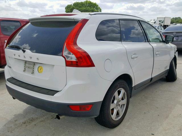 YV4952DL9C2292228 - 2012 VOLVO XC60 3.2 WHITE photo 4