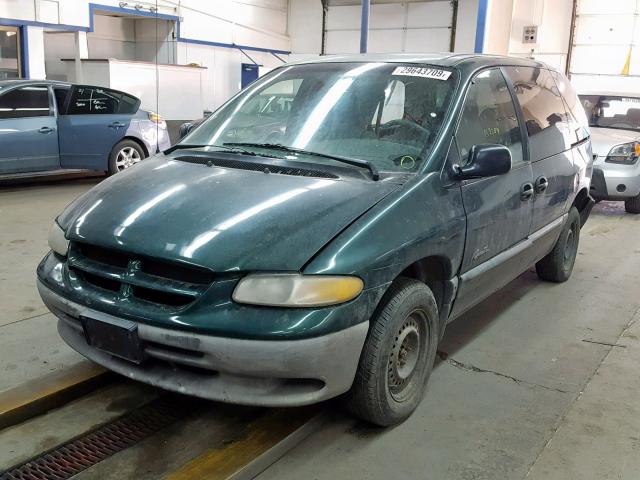 2P4GP45R8VR305960 - 1997 PLYMOUTH VOYAGER SE GREEN photo 2