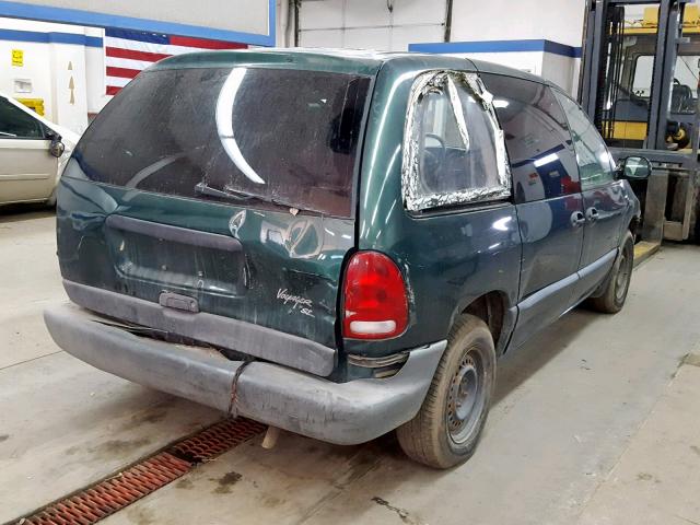 2P4GP45R8VR305960 - 1997 PLYMOUTH VOYAGER SE GREEN photo 4
