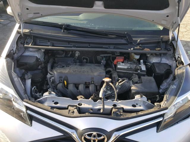 VNKKTUD34HA073249 - 2017 TOYOTA YARIS L SILVER photo 7