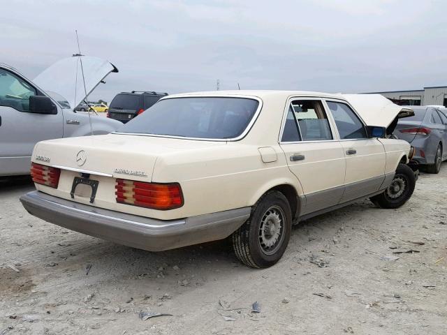 WDBCB20A0DB051860 - 1983 MERCEDES-BENZ 300 SD WHITE photo 4