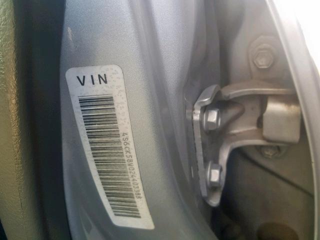 4S6CK58W024403388 - 2002 HONDA PASSPORT E 银色 照片 10