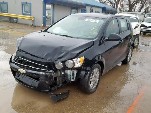 1G1JA6SH6C4160462 - 2012 CHEVROLET SONIC LS BLACK photo 2