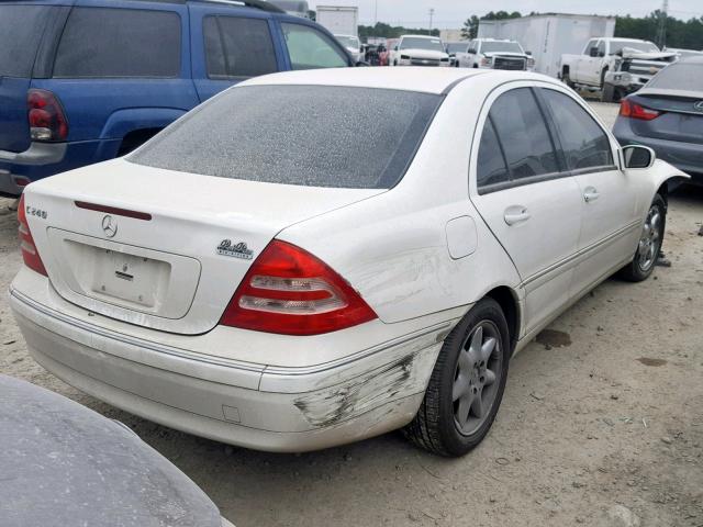 WDBRF61J13A426552 - 2003 MERCEDES-BENZ C 240 WHITE photo 4