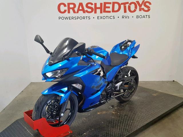 JKAEXKH13JDA13469 - 2018 KAWASAKI EX400 BLUE photo 17