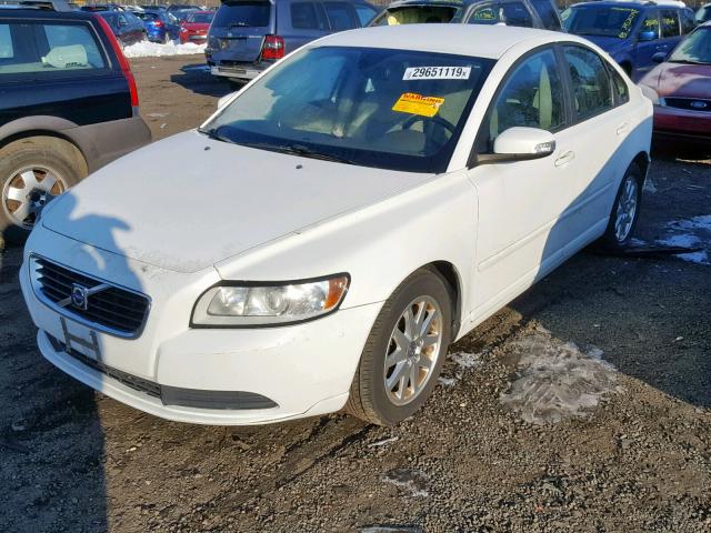 YV1MS390582402221 - 2008 VOLVO S40 2.4I WHITE photo 2