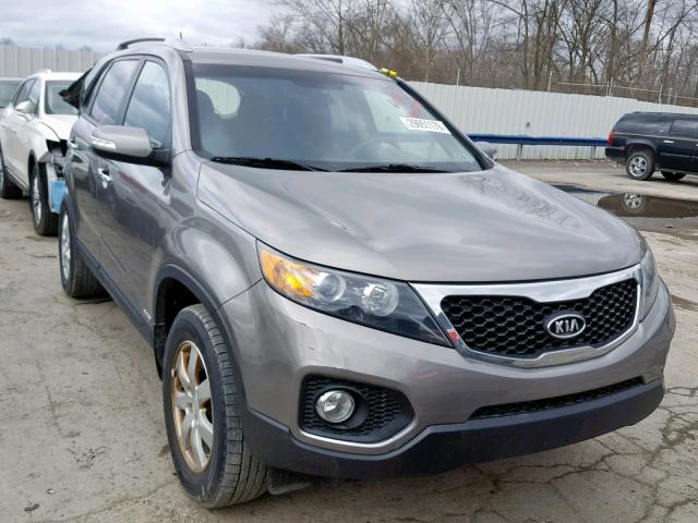 5XYKTCA12BG130092 - 2011 KIA SORENTO BA GRAY photo 1