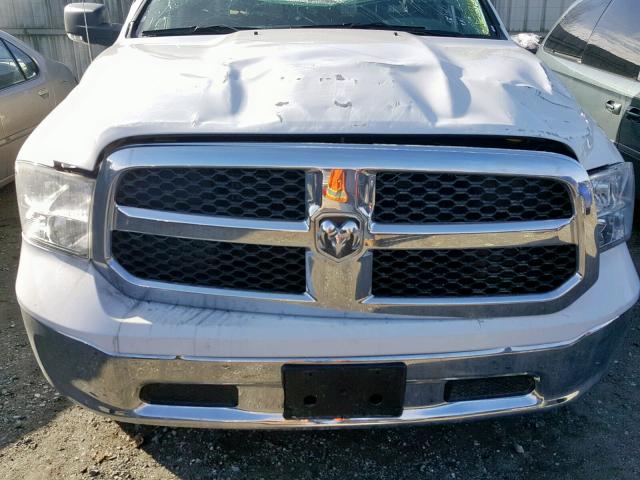 1C6RR7LT3KS601106 - 2019 RAM 1500 CLASS WHITE photo 7