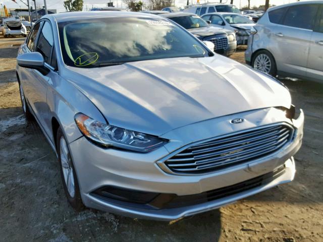 3FA6P0HD3JR204795 - 2018 FORD FUSION SE SILVER photo 1