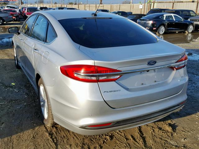 3FA6P0HD3JR204795 - 2018 FORD FUSION SE SILVER photo 3