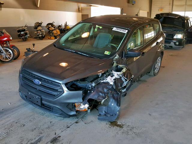 1FMCU0F79JUA33509 - 2018 FORD ESCAPE S GRAY photo 2