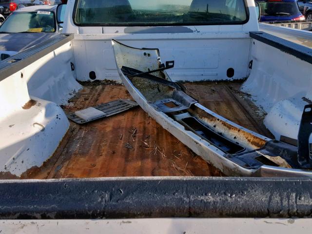 3FTSF31S04MA11012 - 2004 FORD F350 SRW S WHITE photo 6