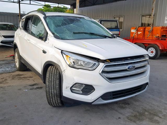 1FMCU0HD6JUB47776 - 2018 FORD ESCAPE SEL WHITE photo 1