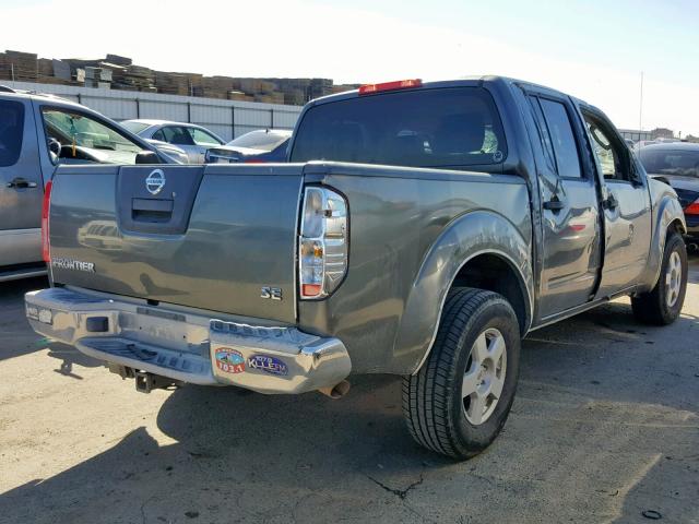 1N6AD07U26C436080 - 2006 NISSAN FRONTIER C CHARCOAL photo 4