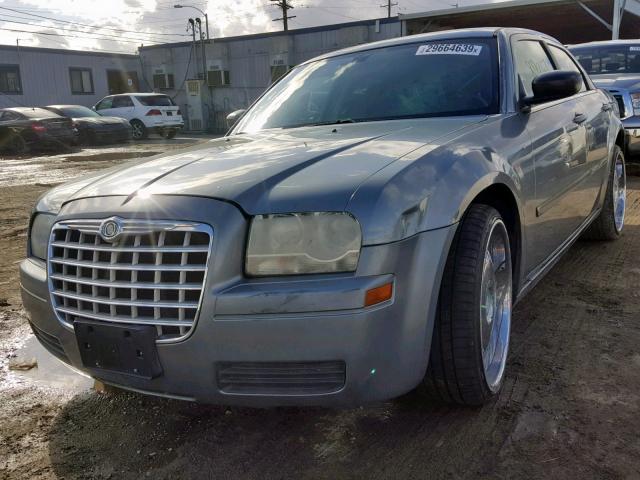 2C3KA43R66H313702 - 2006 CHRYSLER 300 GRAY photo 2