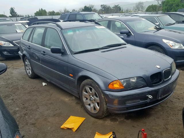 WBAAW33471ET41626 - 2001 BMW 325 IT BLUE photo 1