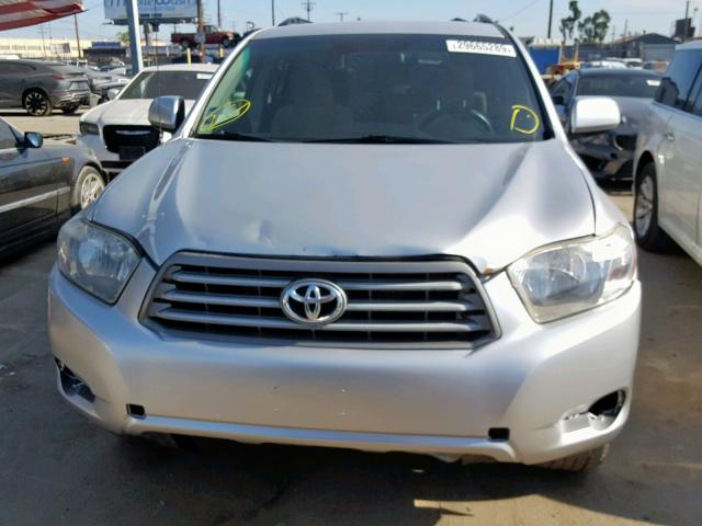 5TDZA3EH9AS004664 - 2010 TOYOTA HIGHLANDER SILVER photo 9