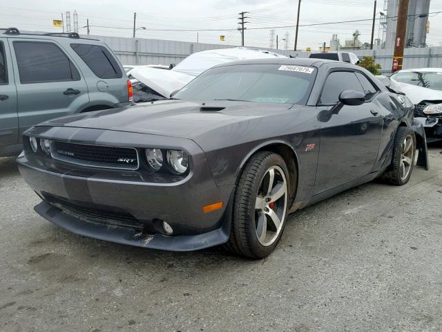 2C3CDYCJ0DH507099 - 2013 DODGE CHALLENGER GRAY photo 2