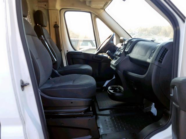 3C6TRVDD5GE100987 - 2016 RAM PROMASTER 白色 照片 5