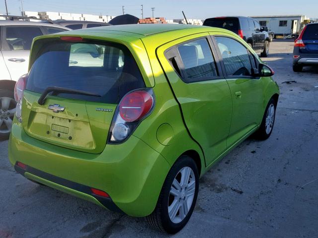 KL8CB6S9XEC522686 - 2014 CHEVROLET SPARK LS GREEN photo 4