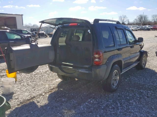 1J4GK38K56W124717 - 2006 JEEP LIBERTY RE BLACK photo 4