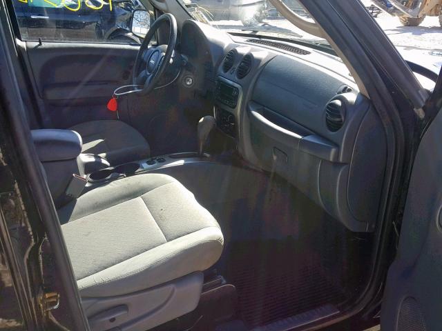 1J4GK38K56W124717 - 2006 JEEP LIBERTY RE BLACK photo 5
