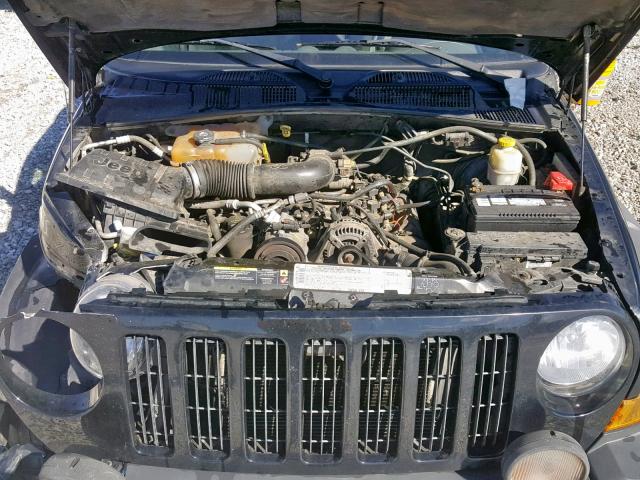 1J4GK38K56W124717 - 2006 JEEP LIBERTY RE BLACK photo 7