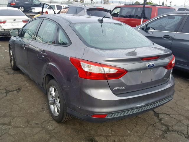 1FADP3F20EL132582 - 2014 FORD FOCUS SE GRAY photo 3