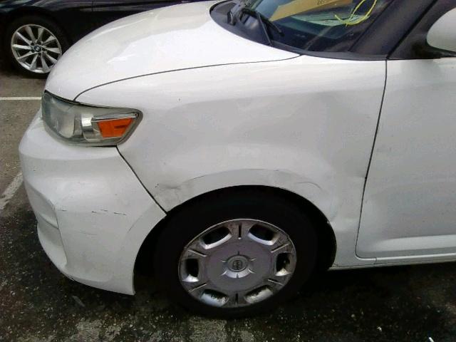 JTLZE4FE8EJ055160 - 2014 TOYOTA SCION XB 白色 照片 9