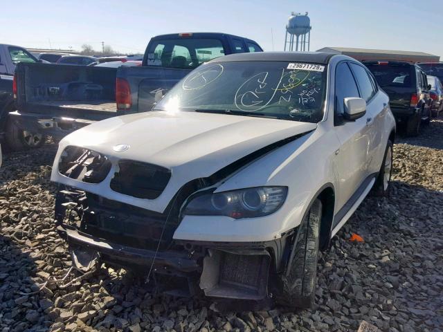 5UXFG8C52BLZ96008 - 2011 BMW X6 XDRIVE5 WHITE photo 2