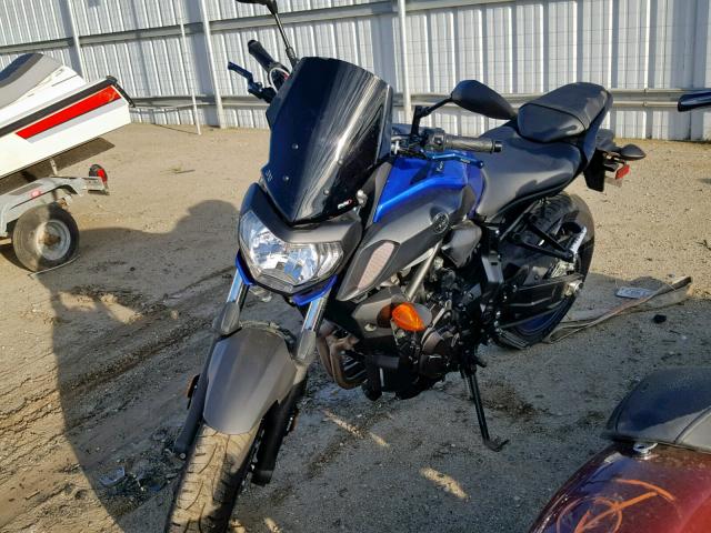 JYARM27Y1JA000678 - 2018 YAMAHA MT07 C BLUE photo 2