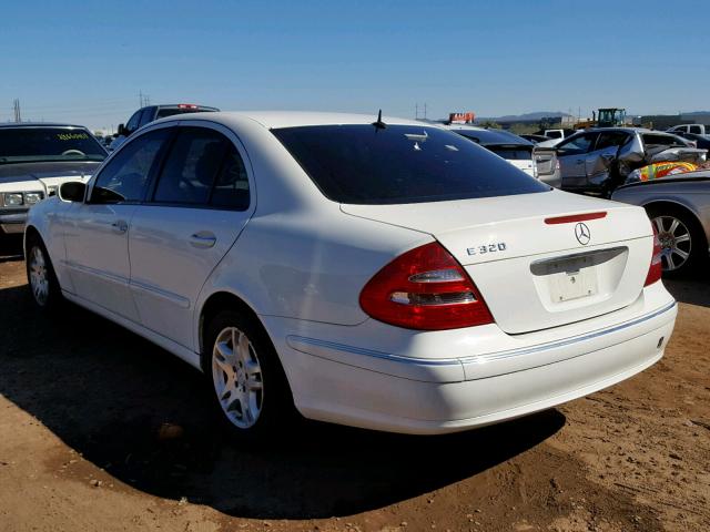 WDBUF65J64A400518 - 2004 MERCEDES-BENZ E 320 WHITE photo 3