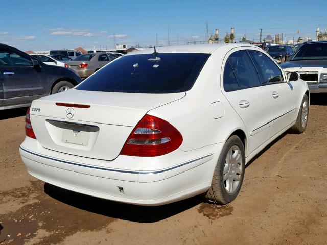 WDBUF65J64A400518 - 2004 MERCEDES-BENZ E 320 WHITE photo 4