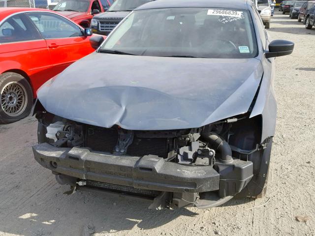 3VW2K7AJ8EM208440 - 2014 VOLKSWAGEN JETTA BASE GRAY photo 9