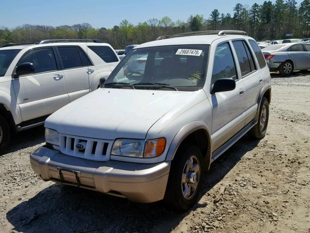 KNDJB723025133362 - 2002 KIA SPORTAGE WHITE photo 2