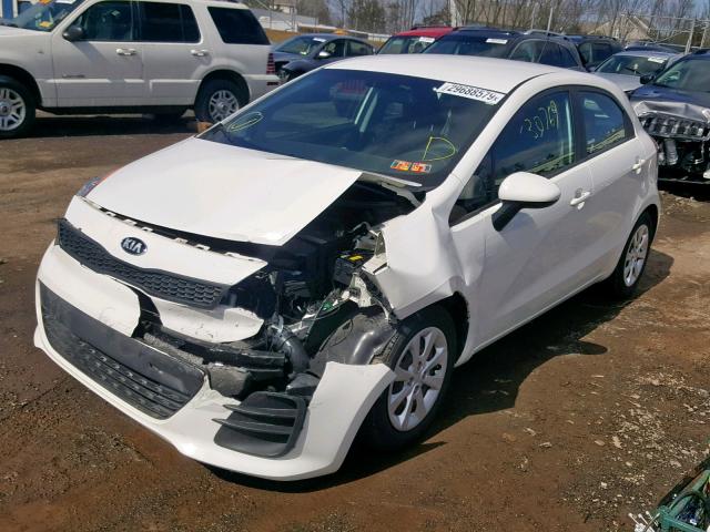 KNADM5A39G6659940 - 2016 KIA RIO LX WHITE photo 2