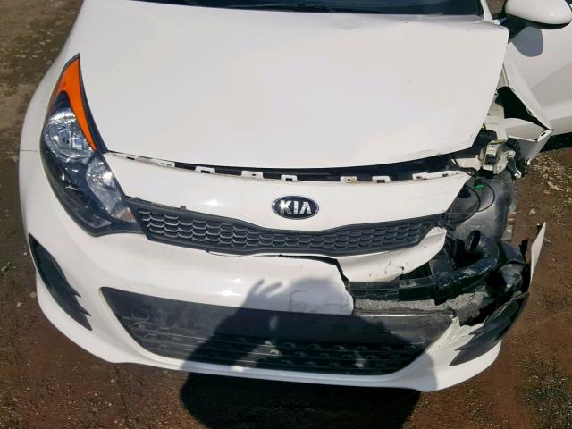 KNADM5A39G6659940 - 2016 KIA RIO LX WHITE photo 7