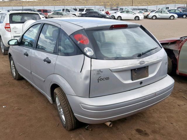 3FAFP37323R190160 - 2003 FORD FOCUS ZX5 SILVER photo 3