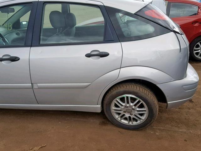 3FAFP37323R190160 - 2003 FORD FOCUS ZX5 SILVER photo 9