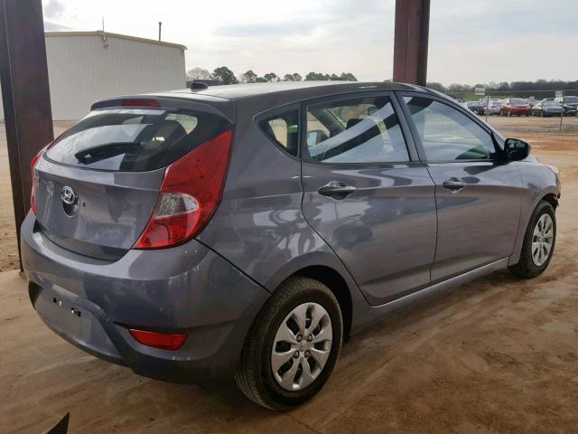 KMHCT5AE5GU266561 - 2016 HYUNDAI ACCENT SE GRAY photo 4