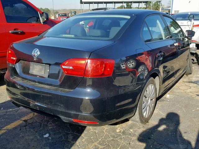 3VW2K7AJ3BM019349 - 2011 VOLKSWAGEN JETTA BASE BLACK photo 4