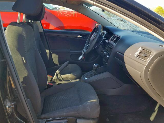 3VW2K7AJ3BM019349 - 2011 VOLKSWAGEN JETTA BASE BLACK photo 5