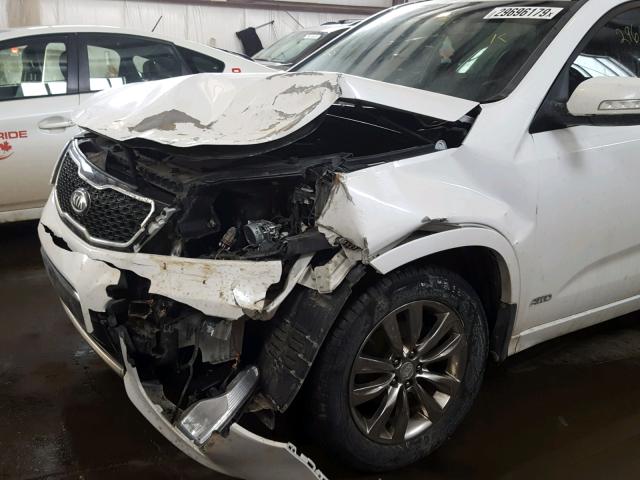 5XYKWDA28CG292252 - 2012 KIA SORENTO SX WHITE photo 9