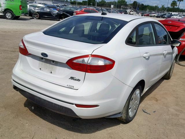 3FADP4AJ9FM216100 - 2015 FORD FIESTA S WHITE photo 4