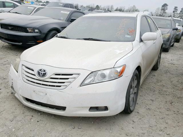 JTNBE46K773095168 - 2007 TOYOTA CAMRY NEW WHITE photo 2