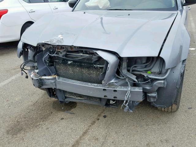 2C3KA43RX6H460850 - 2006 CHRYSLER 300 GRAY photo 9