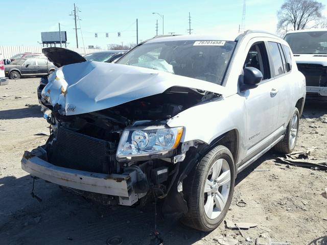 1J4NT1FA7BD235956 - 2011 JEEP COMPASS SP Gümüş foto 2